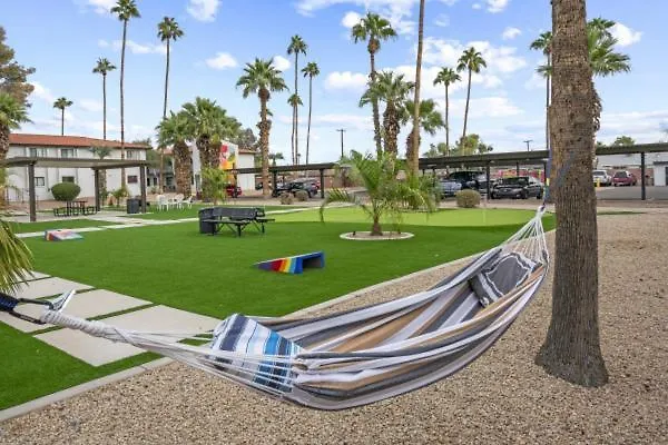 Cozy - King Bed, Pool, & Parking Scottsdale